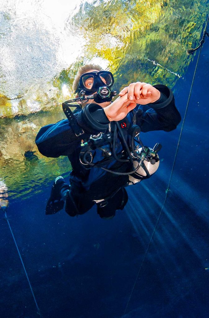 Diver's Paradise Dive Center — Miami — Key Biscayne, Florida — PADI Adaptive Service Facility